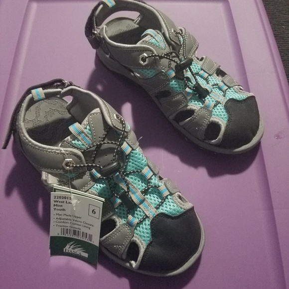 🌻NWT Itasca Sandal - Picture 2 of 4